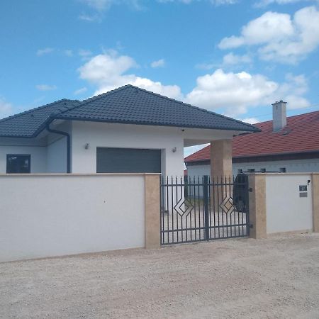 Tandem Apartman Kapolnasnyek Extérieur photo
